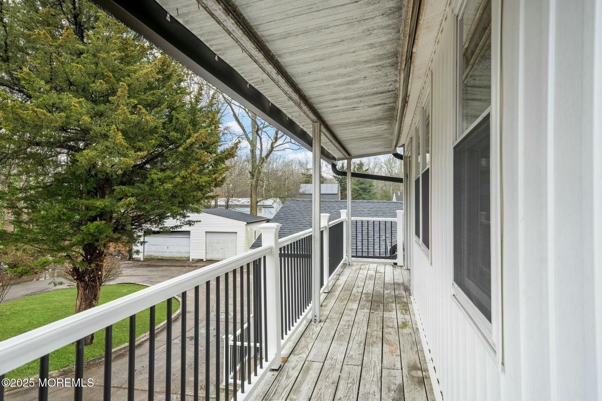 Exterior, Wood Texture Flooring