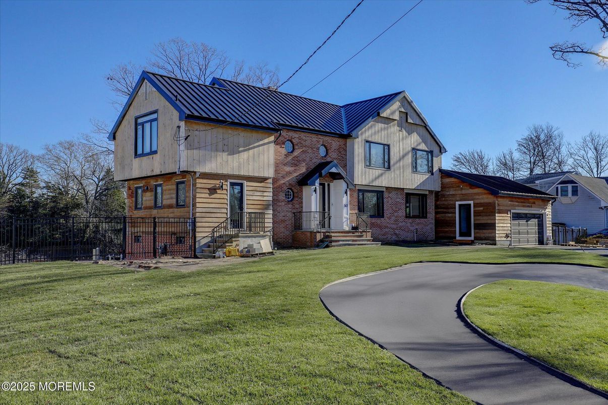 Attached, Exterior, Facade, Brick Facade, Farmhouse