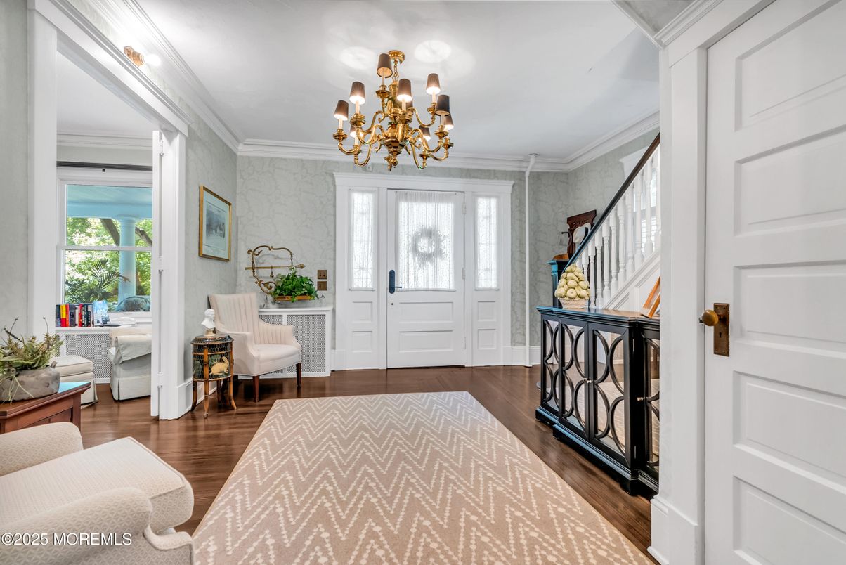 Chandelier, Interior, Wood Texture Flooring