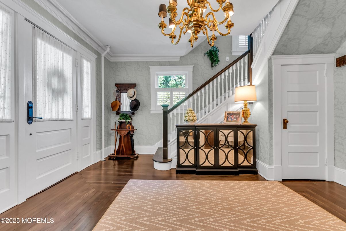 Chandelier, Interior, Wood Texture Flooring