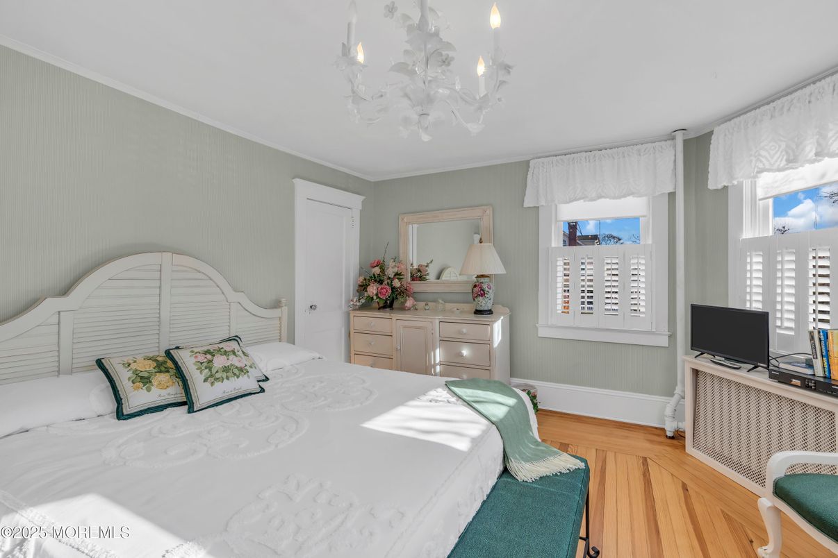 Bedroom, Chandelier, Interior, Wood Texture Flooring