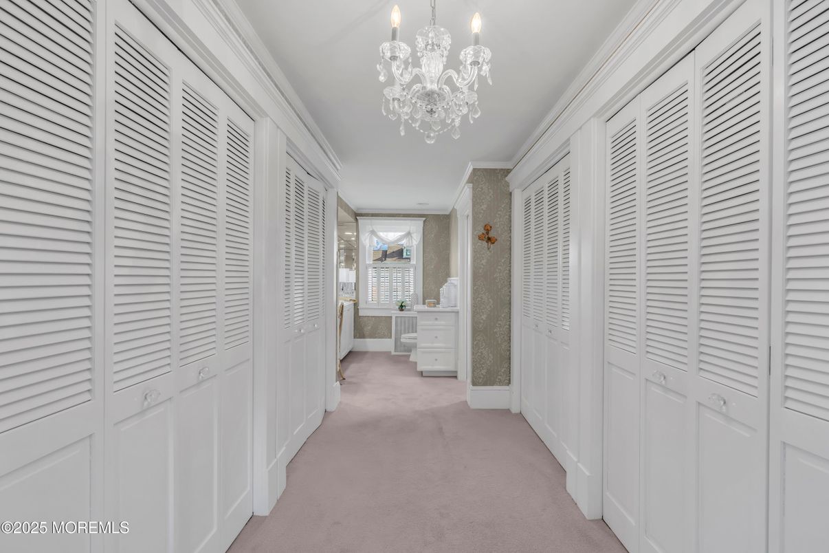 Chandelier, Interior