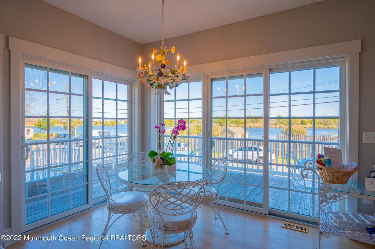 Chandelier, Dining room, Interior, Water, Wood Texture Flooring