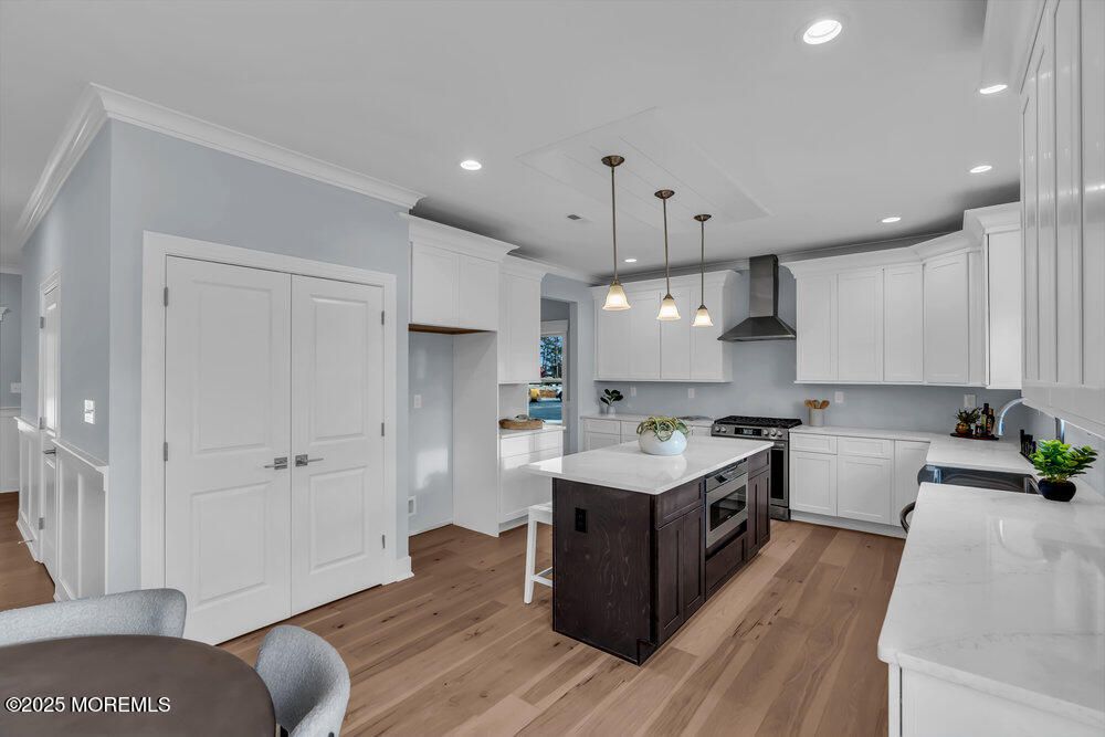 Interior, Kitchen, Pendant Lights, Recessed Lighting, Wood Texture Flooring