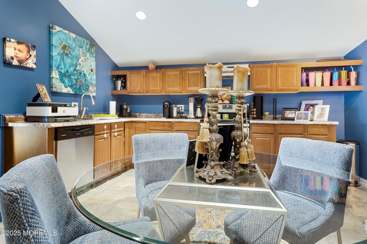 Interior, Kitchen, Recessed Lighting