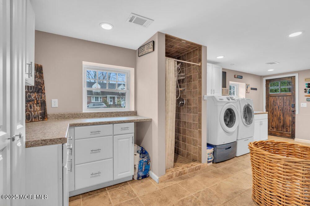 Interior, Recessed Lighting, Washer