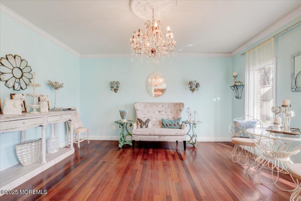 Chandelier, Interior, Wood Texture Flooring