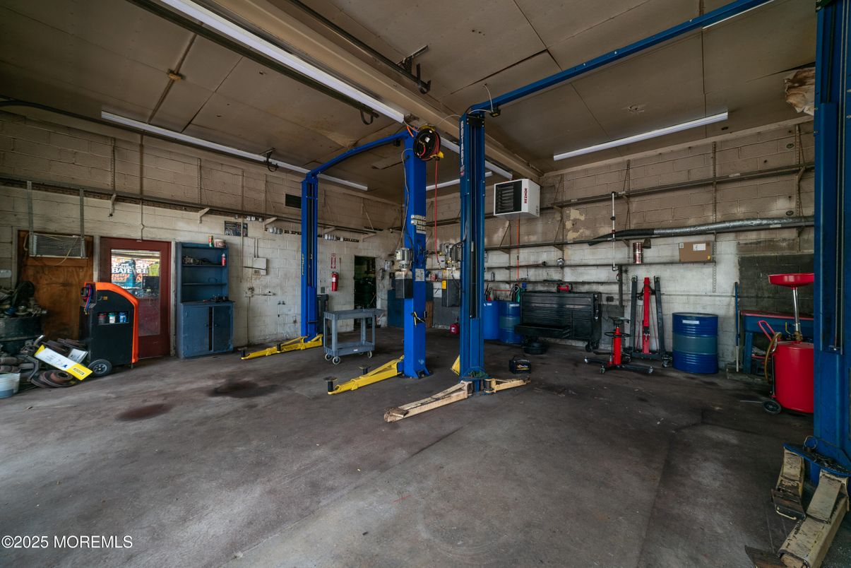 Fitness Equipment, Interior