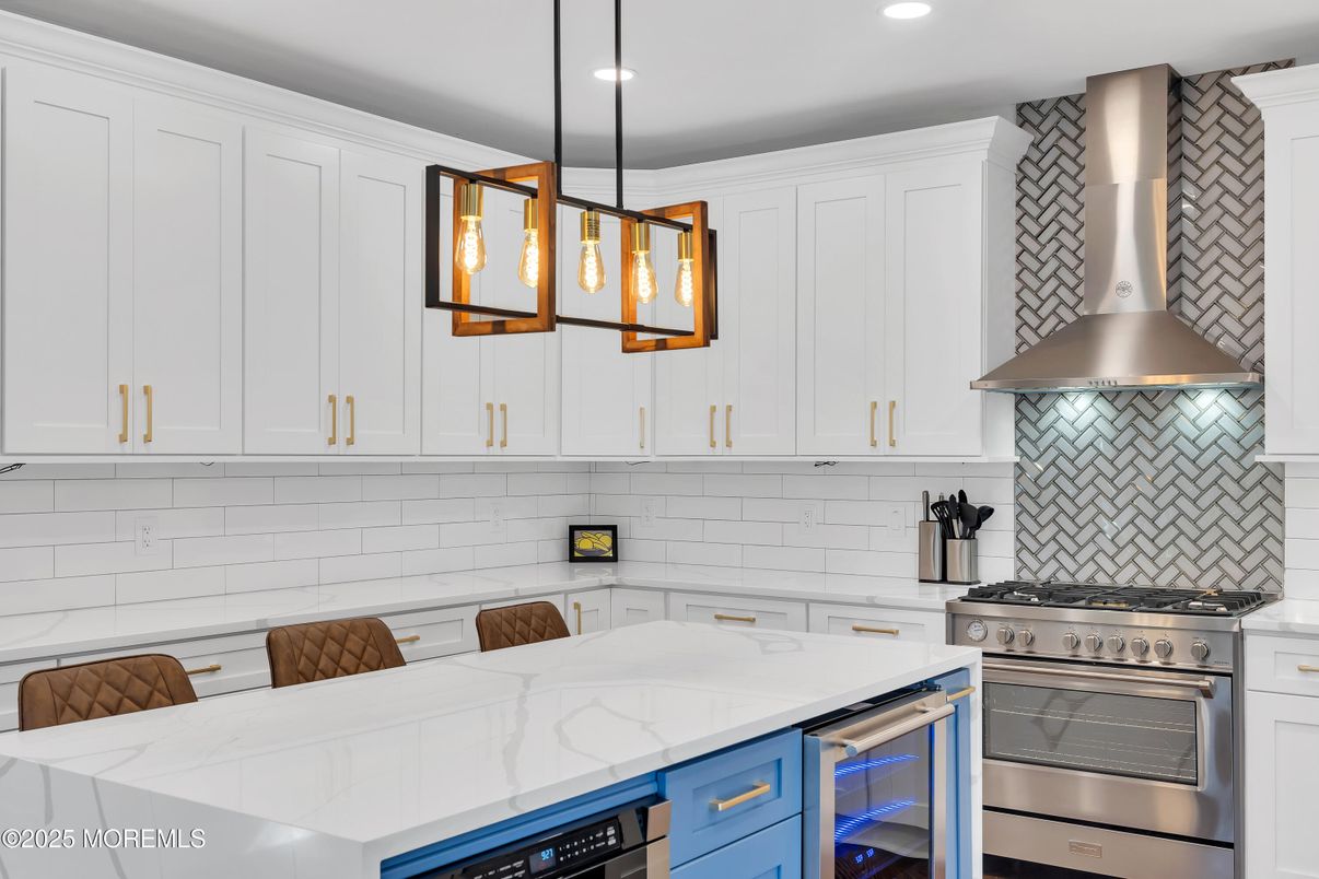 Interior, Kitchen, Pendant Lights, Recessed Lighting, Stainless Steel Appliances
