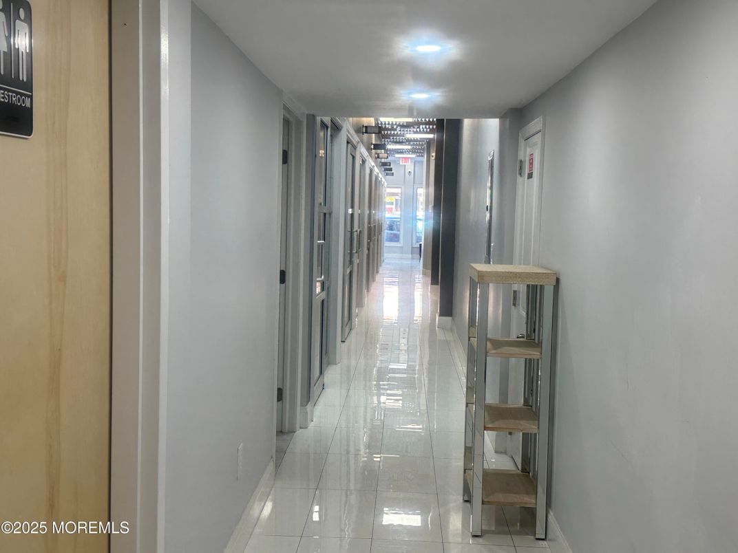 Interior, Marble, Recessed Lighting