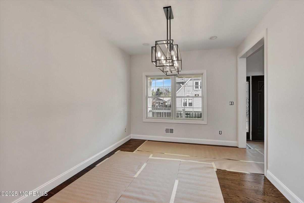 Interior, Pendant Lights, Wood Texture Flooring