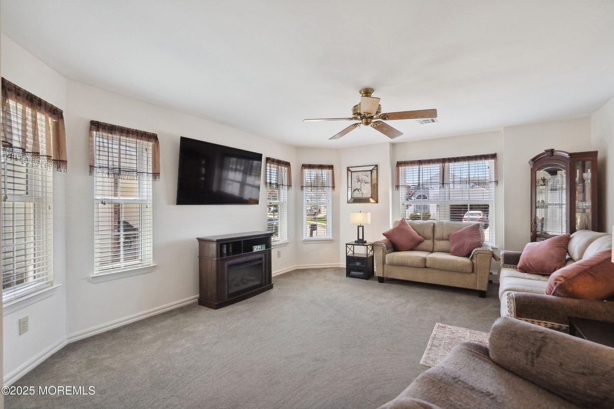Fireplace, Interior, Living room