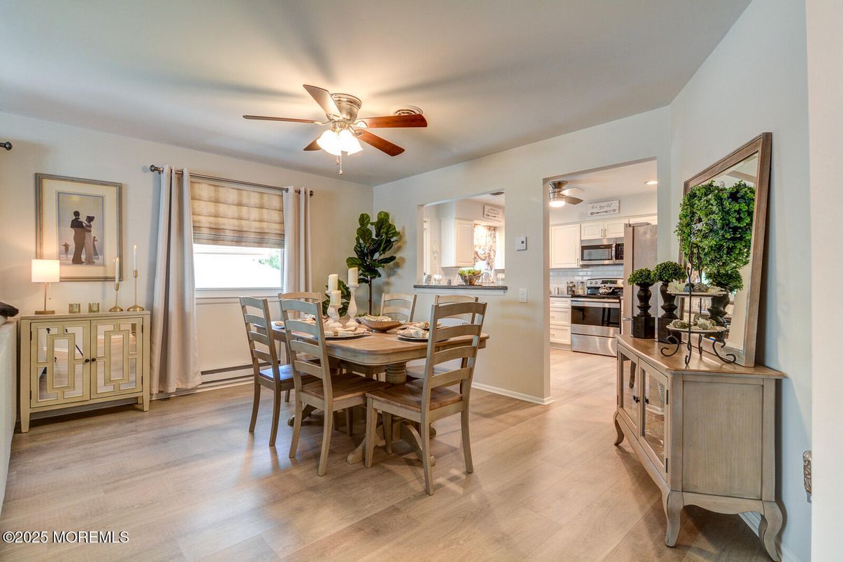 Dining room, Interior, Kitchen, Recessed Lighting, Stainless Steel Appliances, Wood Texture Flooring