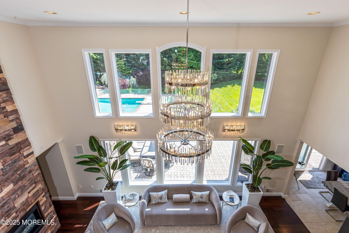Interior, Pendant Lights, Recessed Lighting, Wood Texture Flooring