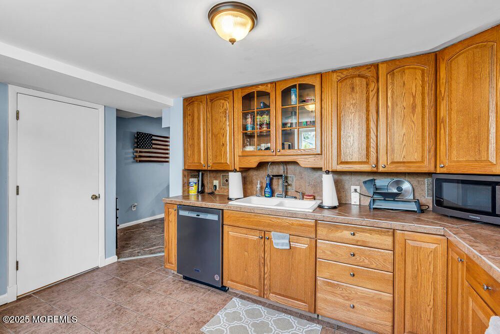 Interior, Kitchen, Tile Countertops