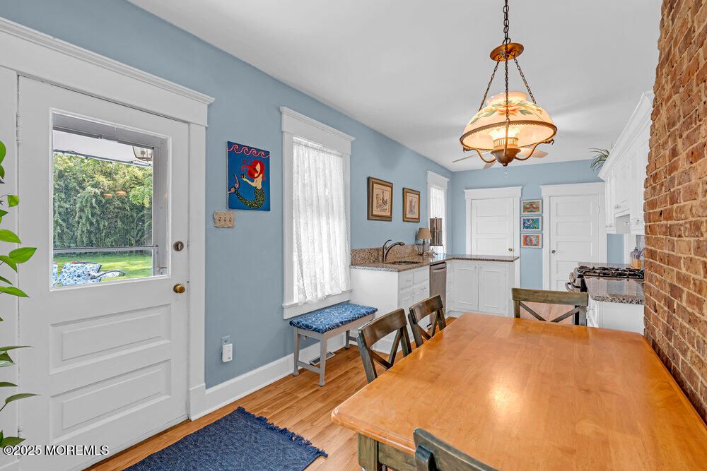 Dining room, Interior, Pendant Lights, Stone Walls, Wood Texture Flooring