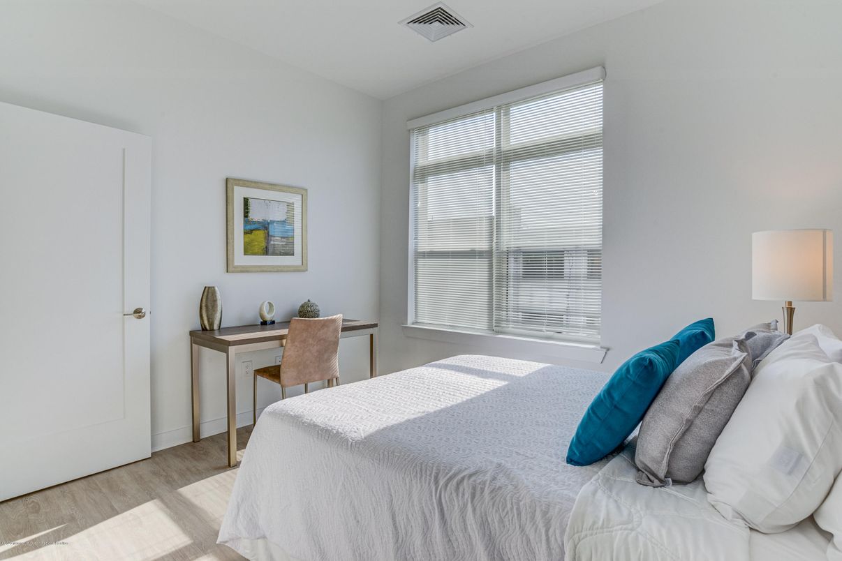 Bedroom, Home Office, Interior, Wood Texture Flooring