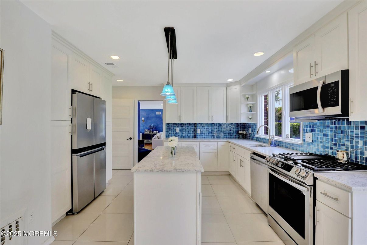 Interior, Kitchen, Pendant Lights, Recessed Lighting