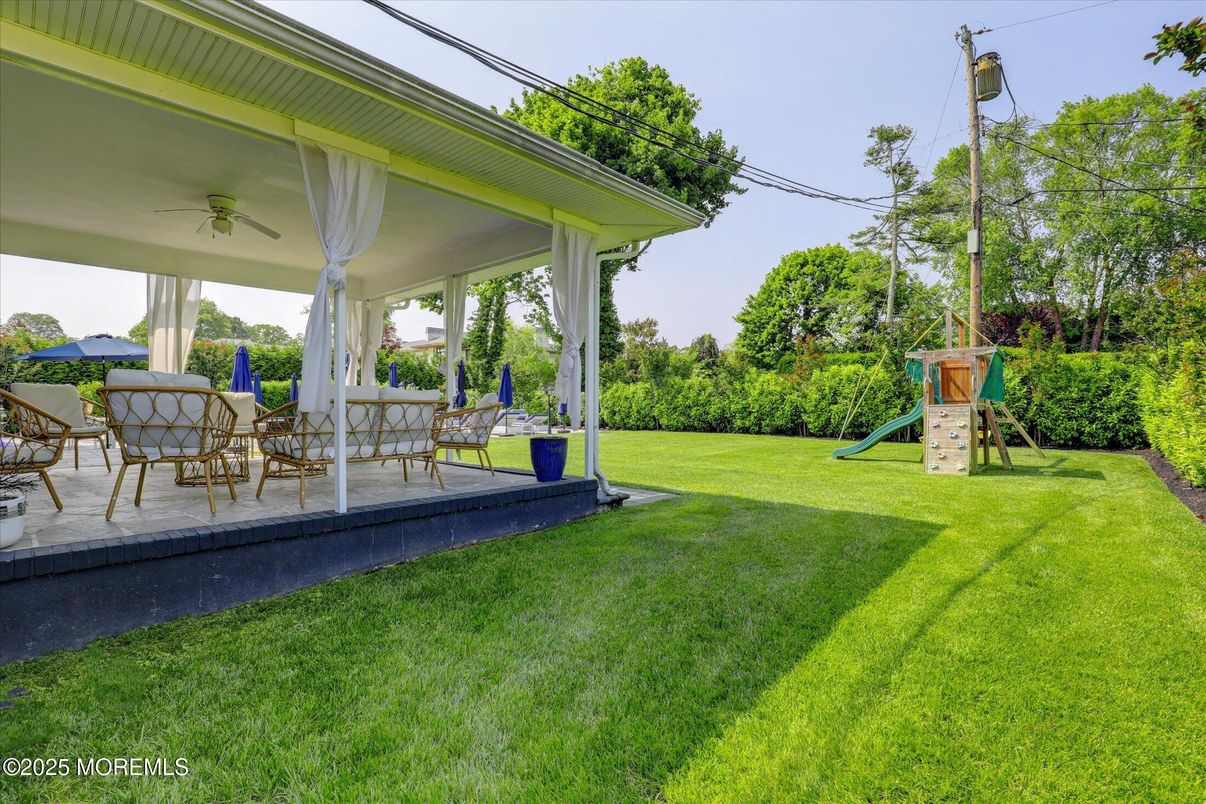 Backyard, Exterior, Playground