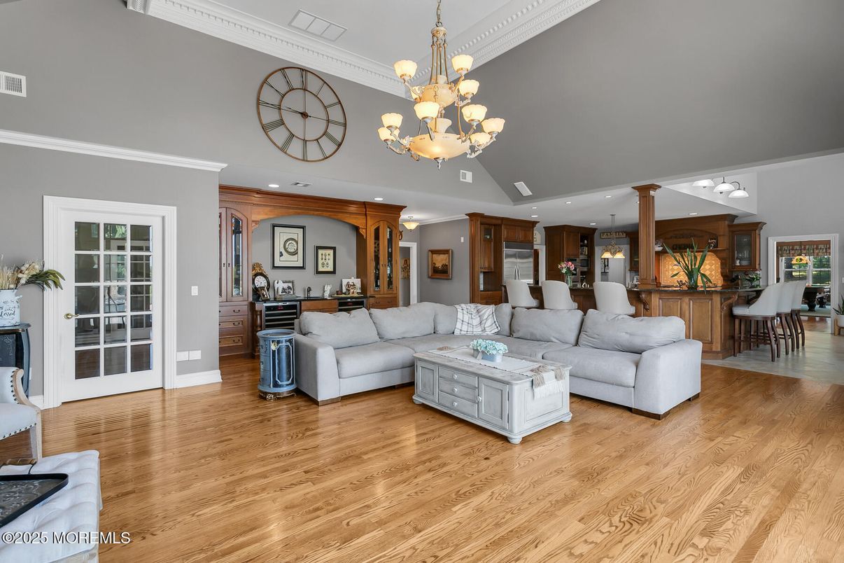 Chandelier, Dining room, Interior, Kitchen, Living room, Recessed Lighting, Wood Texture Flooring