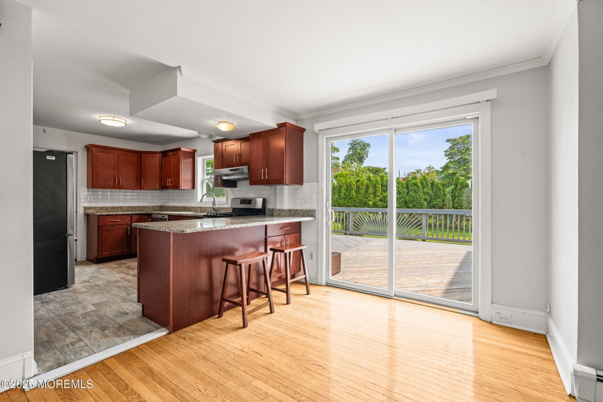 Interior, Kitchen, Stainless Steel Appliances, Wood Texture Flooring