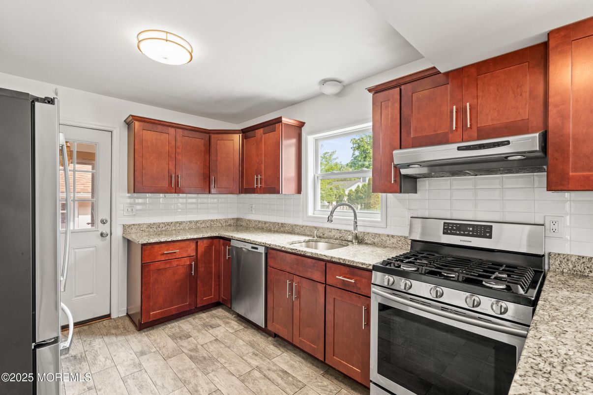 Interior, Kitchen, Stainless Steel Appliances, Wood Texture Flooring