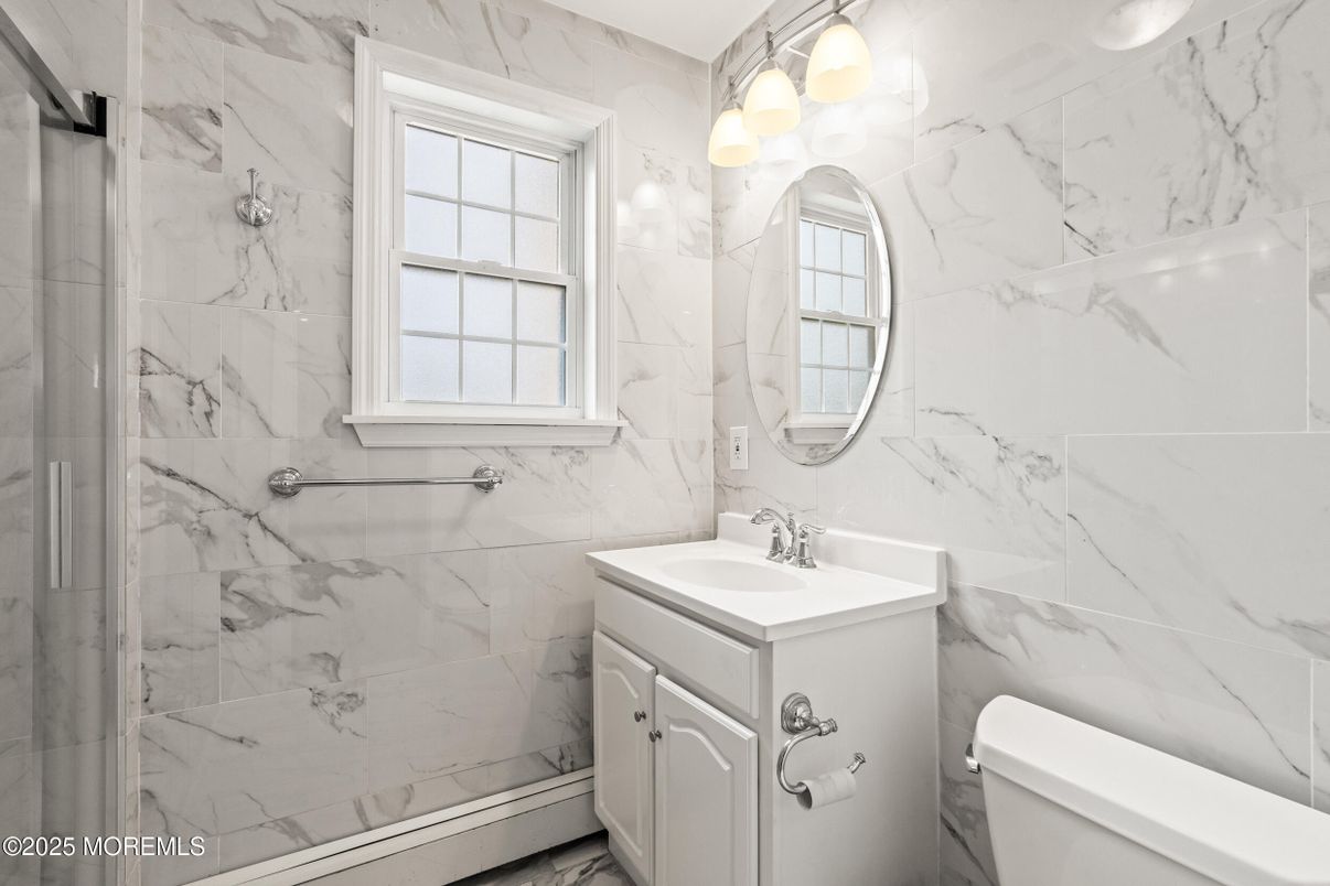 Bathroom, Interior, Marble Walls