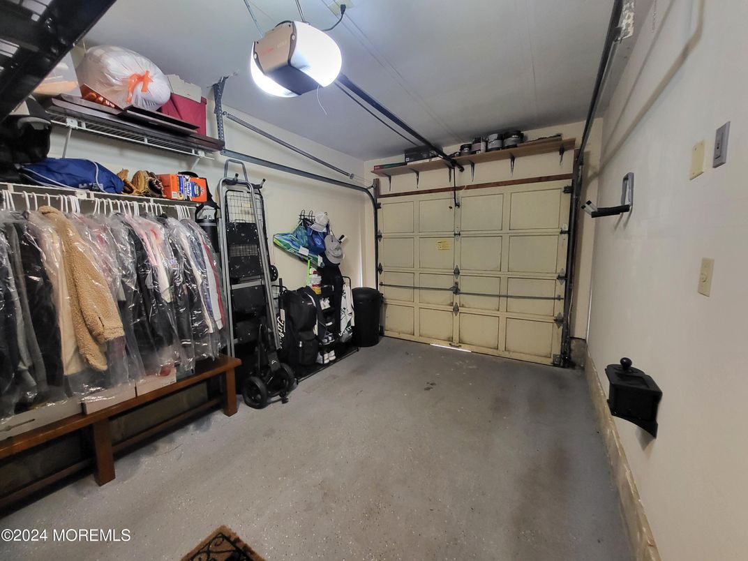Garage, Interior