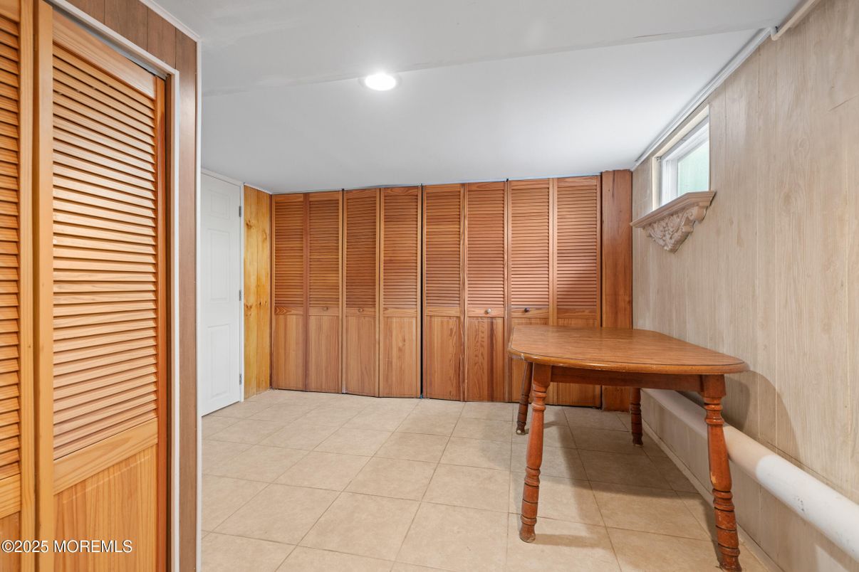 Interior, Recessed Lighting, Wooden Walls