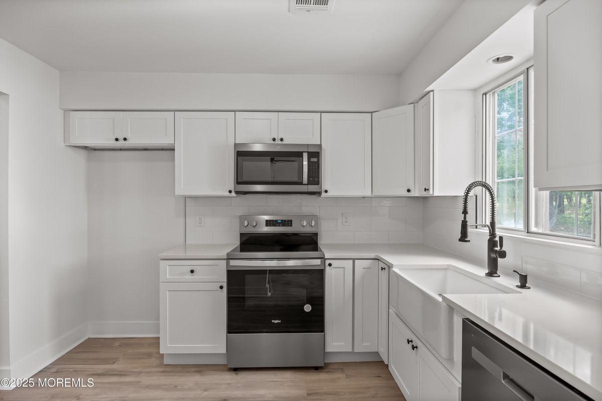 Interior, Kitchen, Stainless Steel Appliances, Wood Texture Flooring