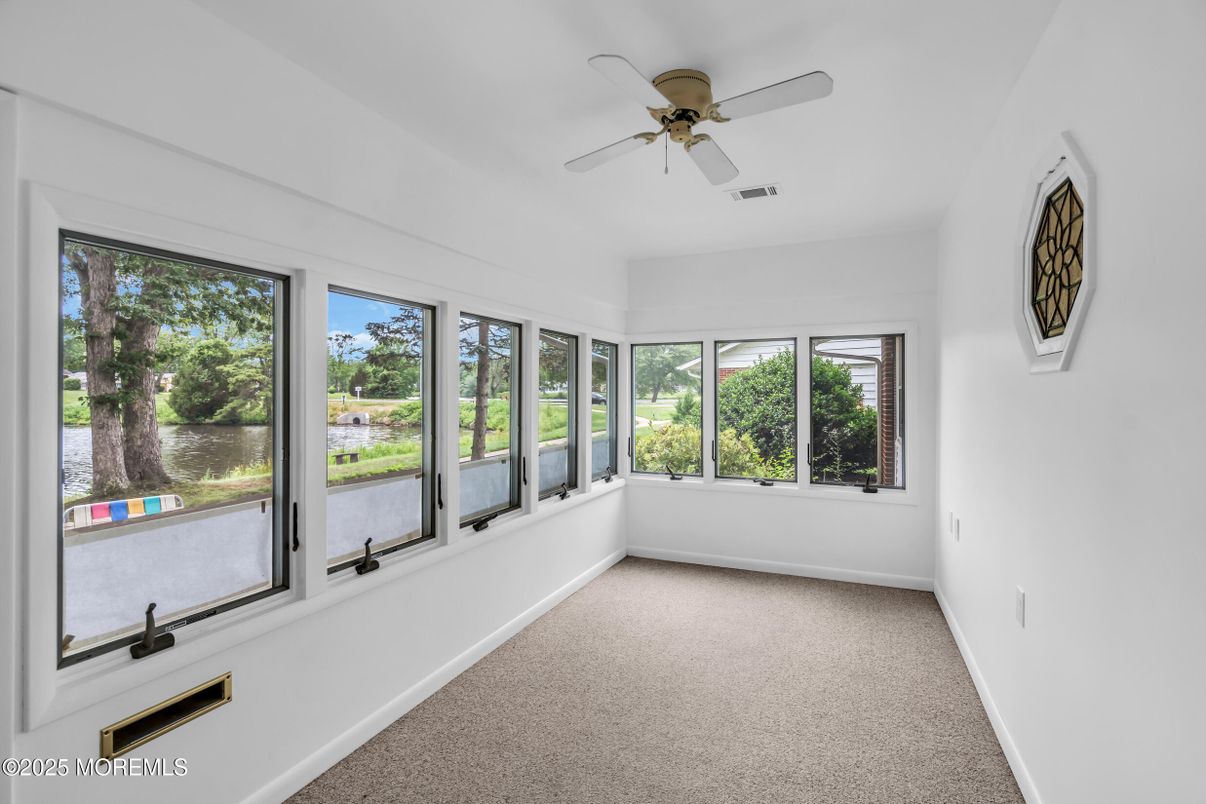 Empty room, Interior, Sun Room