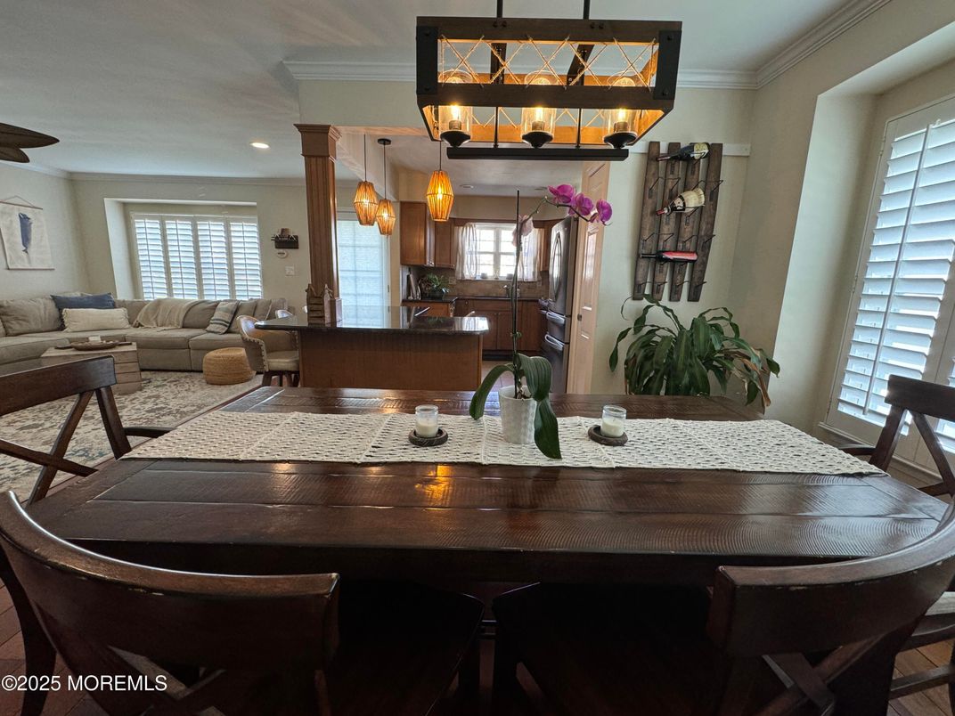 Dining room, Interior, Living room, Recessed Lighting