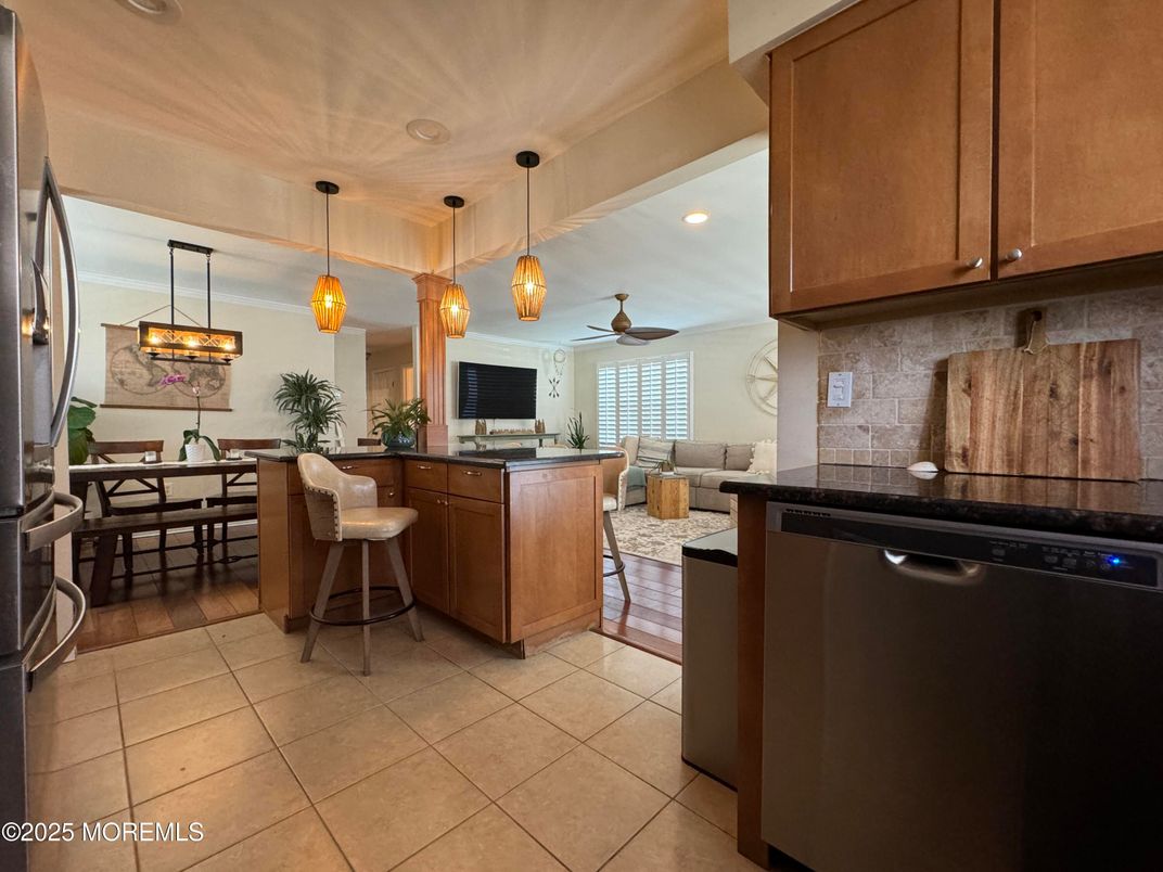 Dining room, Interior, Kitchen, Pendant Lights, Recessed Lighting