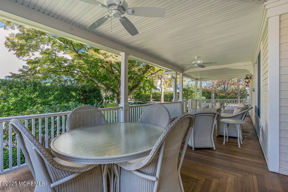 Dining room, Interior, Sun Room, Wood Texture Flooring