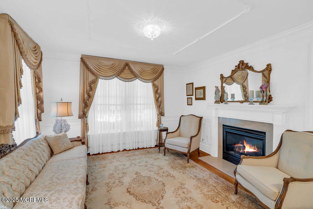 Fireplace, Interior, Living room