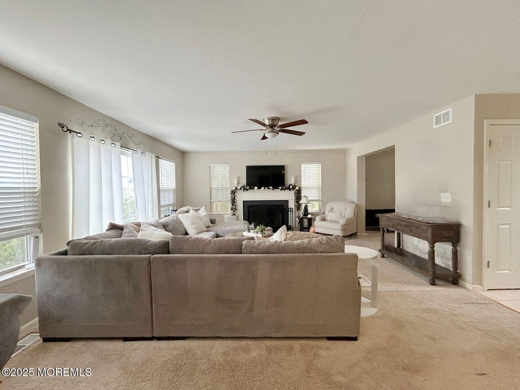 Fireplace, Interior, Living room