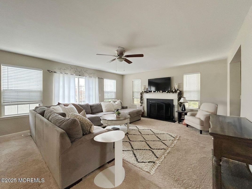 Fireplace, Interior, Living room