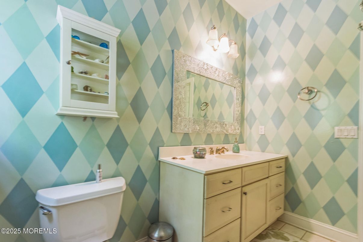 Bathroom, Interior