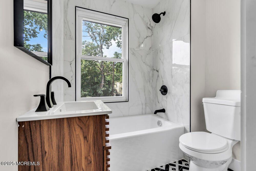 Bathroom, Interior, Marble Walls