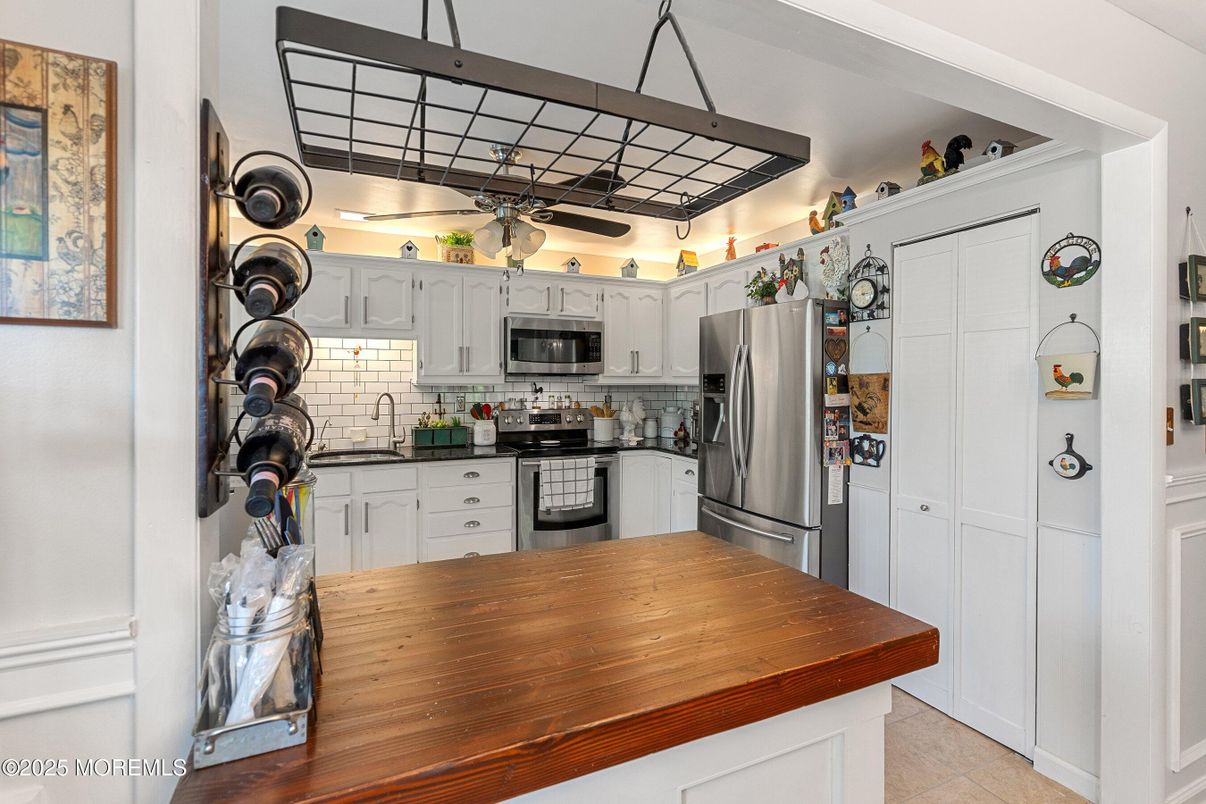 Interior, Kitchen, Stainless Steel Appliances
