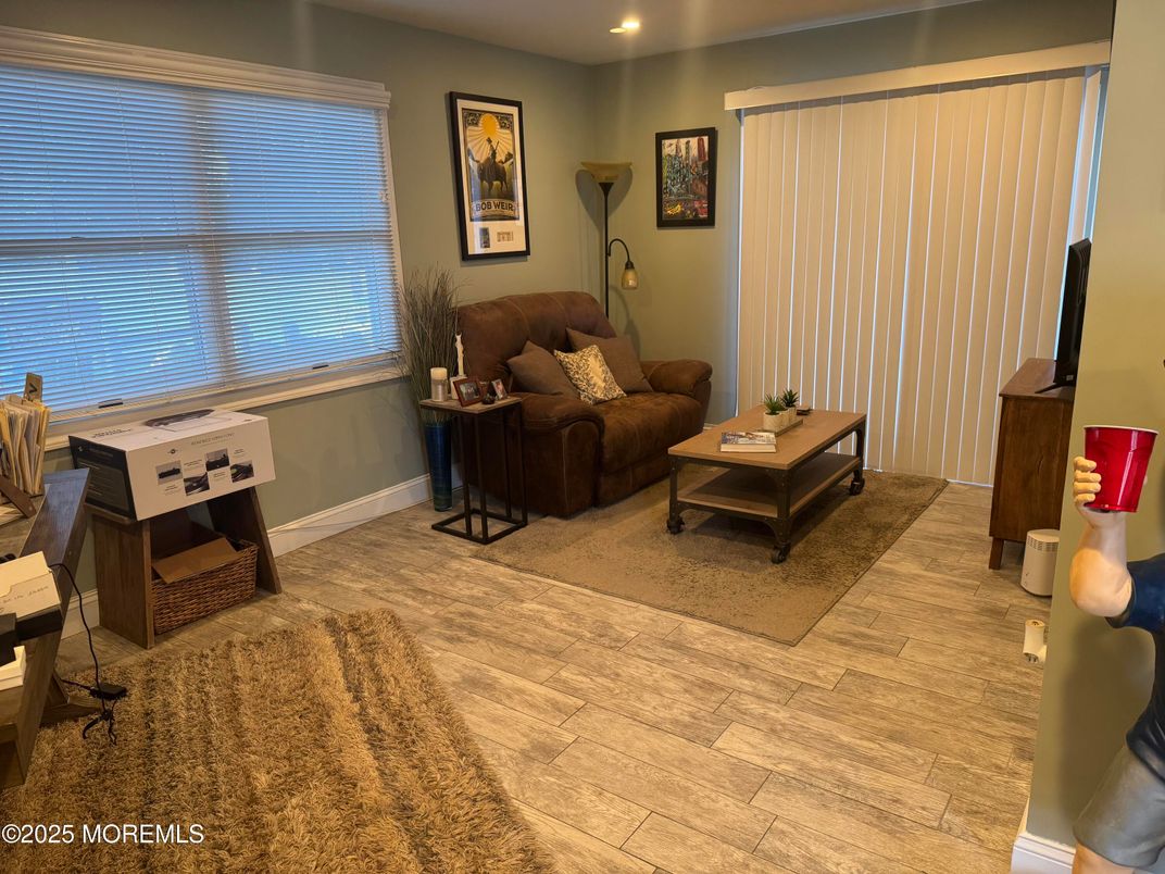 Game Room, Interior, Living room, Recessed Lighting, Wood Texture Flooring