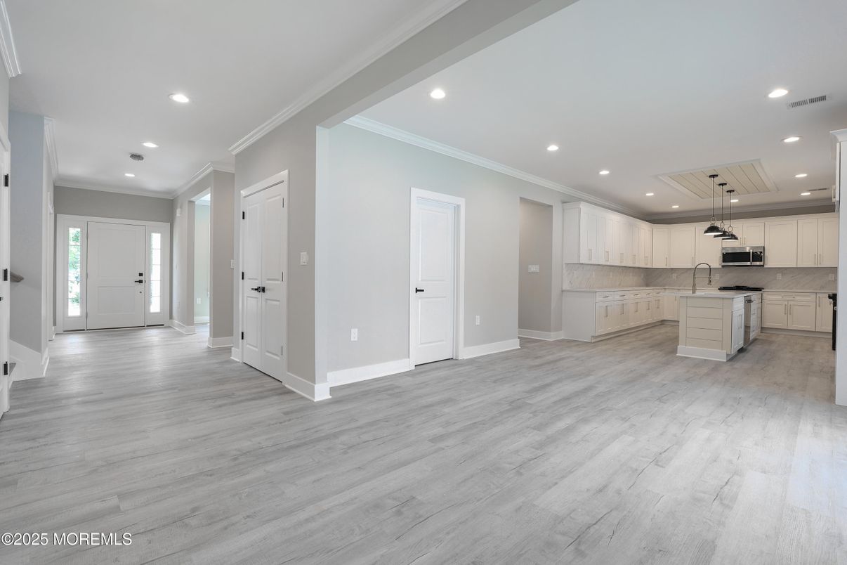 Interior, Kitchen, Pendant Lights, Recessed Lighting, Wood Texture Flooring