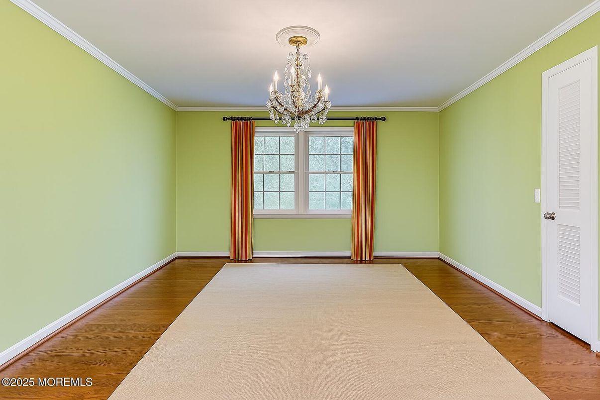 Chandelier, Empty room, Interior, Wood Texture Flooring
