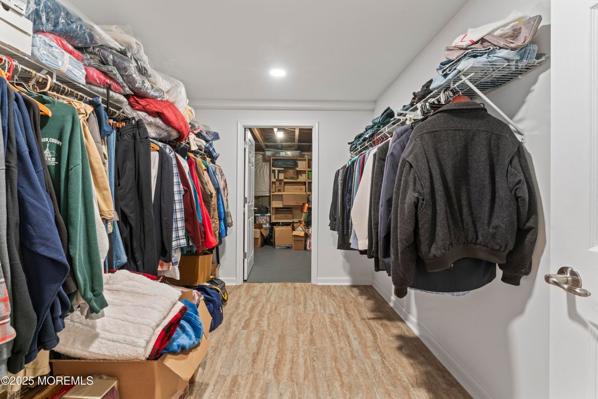 Interior, Recessed Lighting, Walk-in Closets
