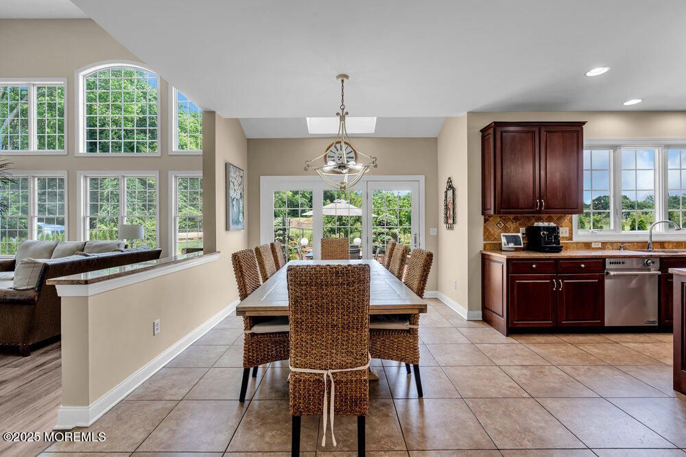 Dining room, Interior, Kitchen, Pendant Lights, Recessed Lighting