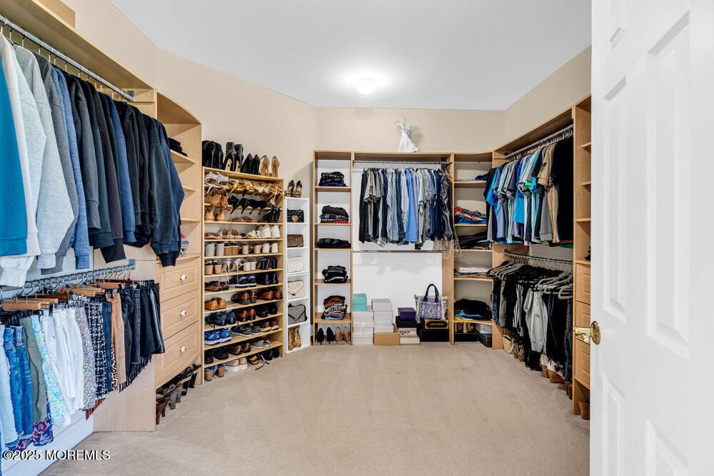 Interior, Walk-in Closets