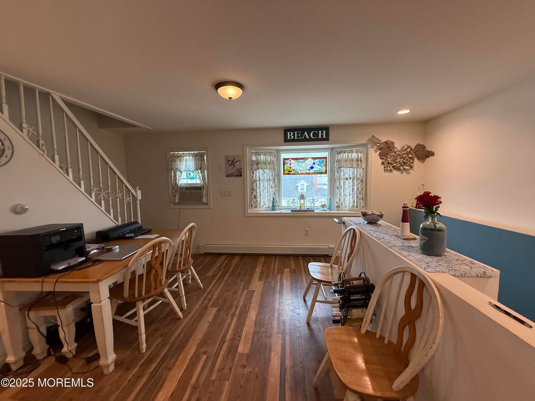 Dining room, Interior, Recessed Lighting, Wood Texture Flooring