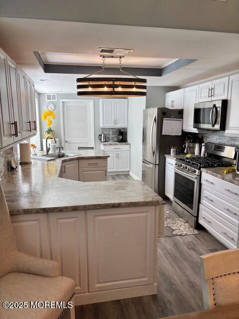 Interior, Kitchen, Pendant Lights, Wood Texture Flooring