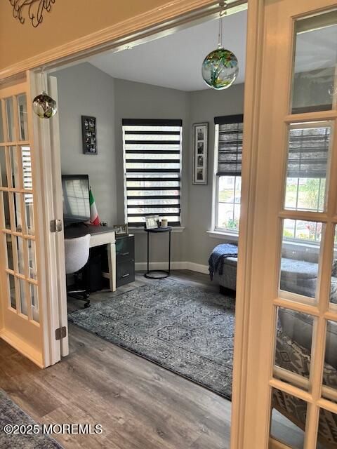 Home Office, Interior, Pendant Lights, Wood Texture Flooring