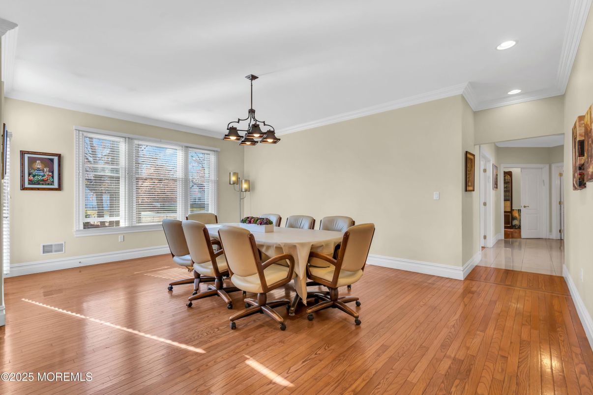Dining room, Interior, Pendant Lights, Recessed Lighting, Wood Texture Flooring